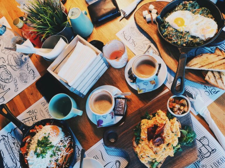frühstück in der nähe